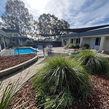 Ryley Motor Inn Wangaratta Zewnętrze zdjęcie
